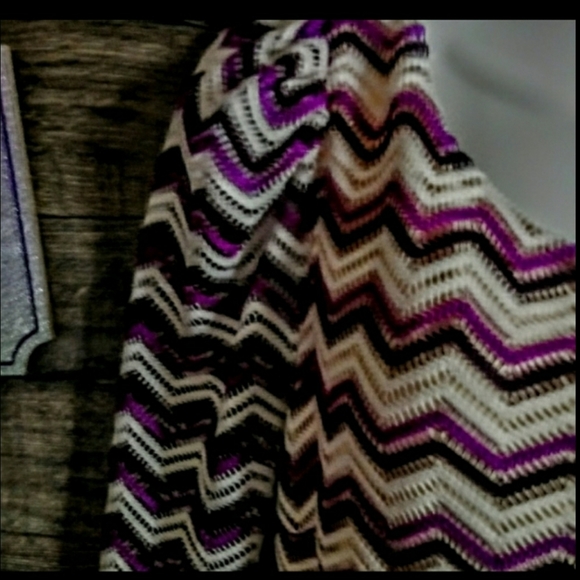 Ark & Co. Romper Size L Belted Cheveron Print - Picture 8 of 12